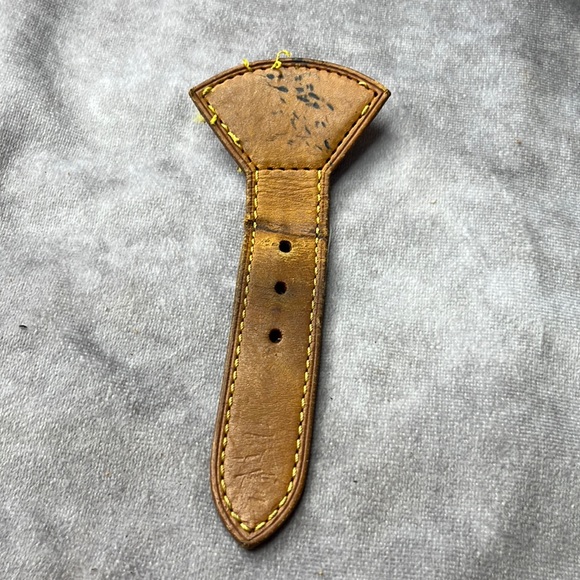 Louis Vuitton Montsouris Leather Vanchetta Buckle Piece n41 - Picture 1 of 7